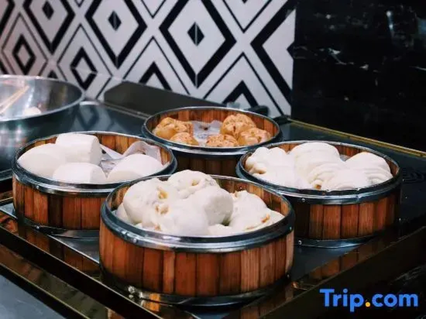 Lutang Hot Spring Resort