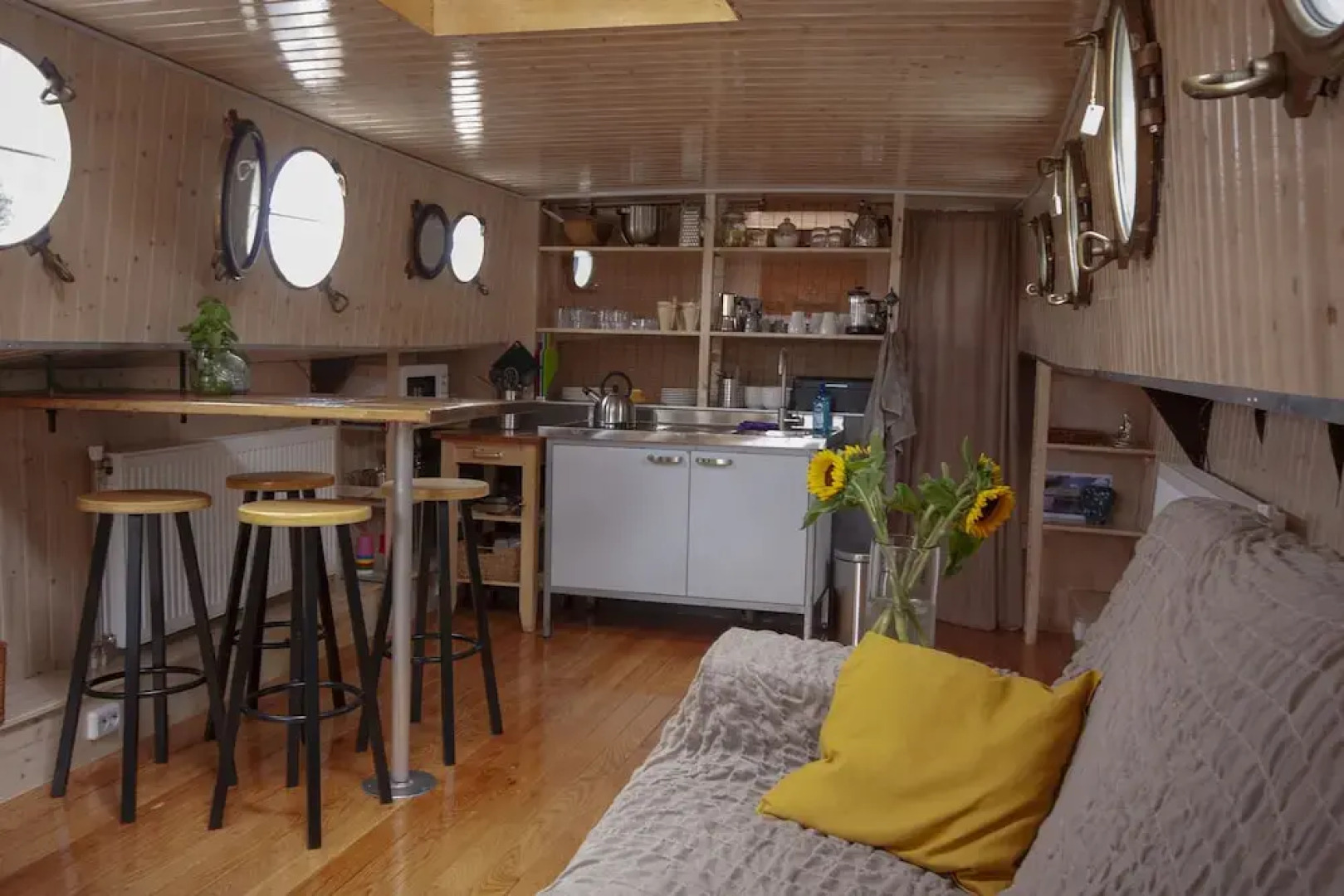 Houseboat De Tulp