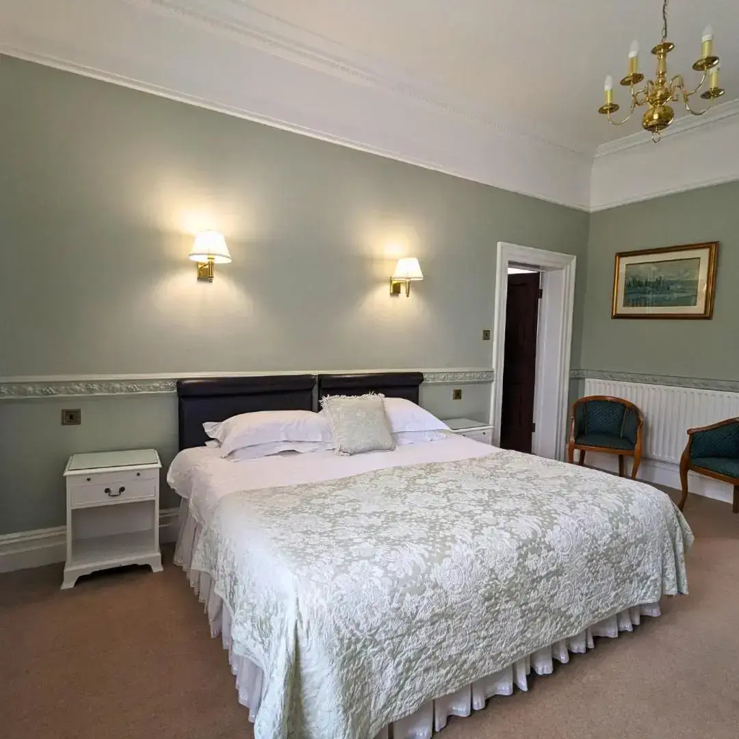 Shaw Hill Golf Resort & Spa Hotel