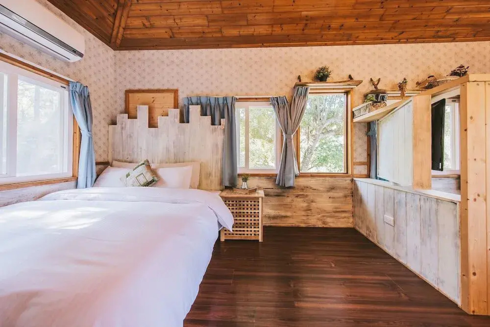 Nanzhuang Olive Tree