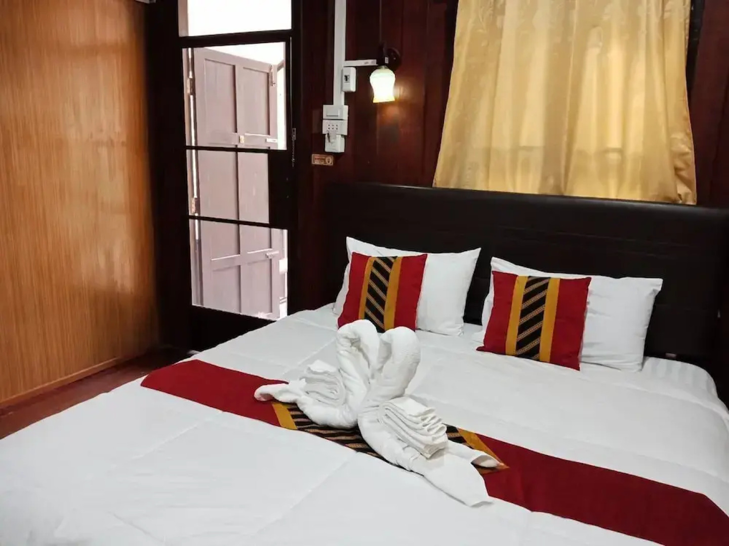 Sisatchanalai Heritage & Resort