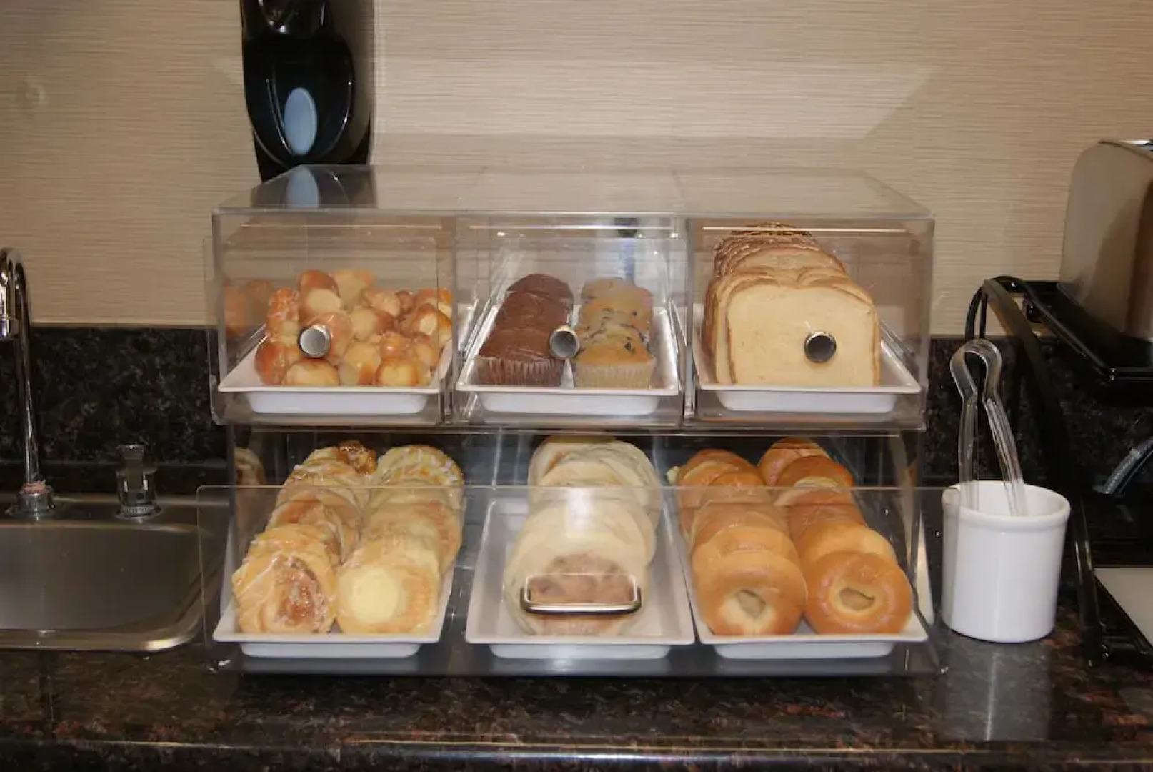 Comfort Inn & Suites Near Temecula Wine Country