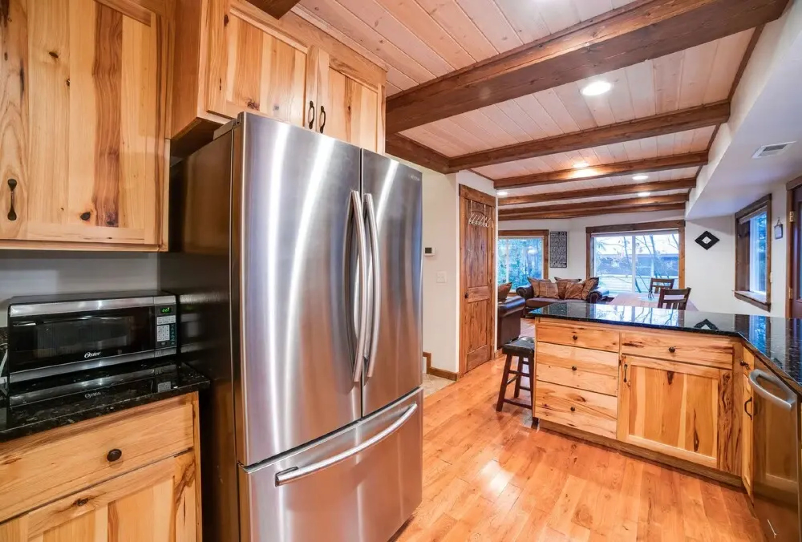 Mt. Baker Lodging Cabin 50 - Hot Tub, WiFi, Sleeps 8! by MBL