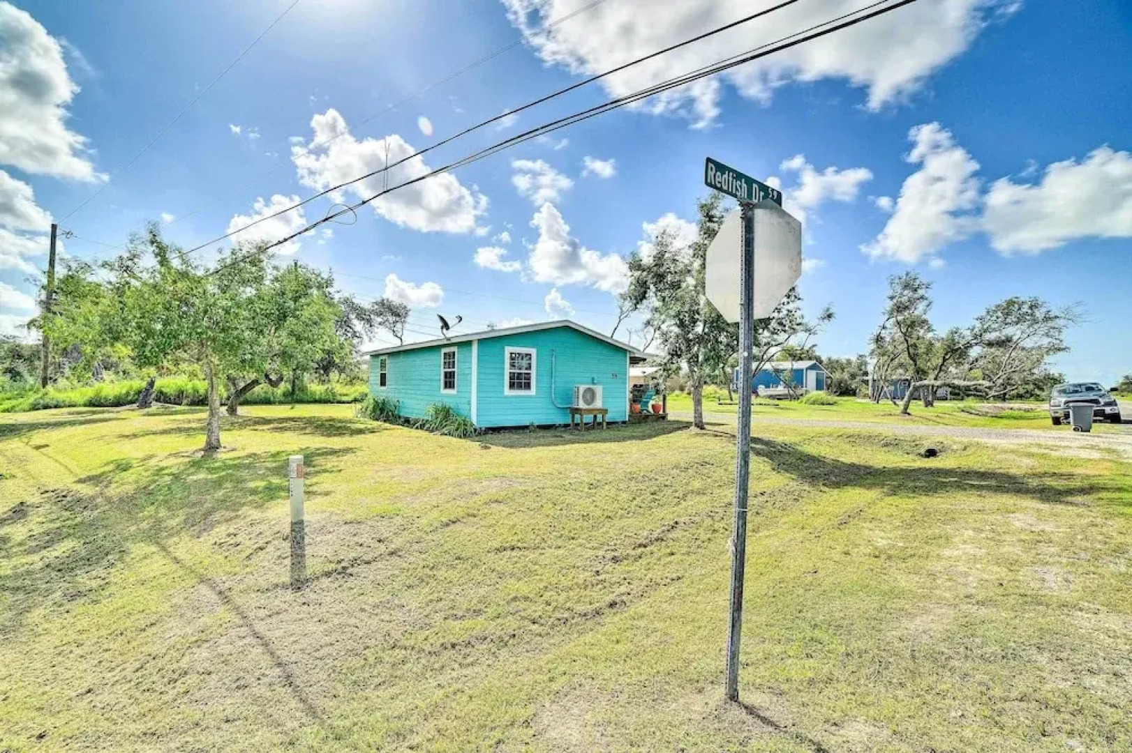 4 Mi to Beach & Fishing: Rockport Cottage w/ Deck!