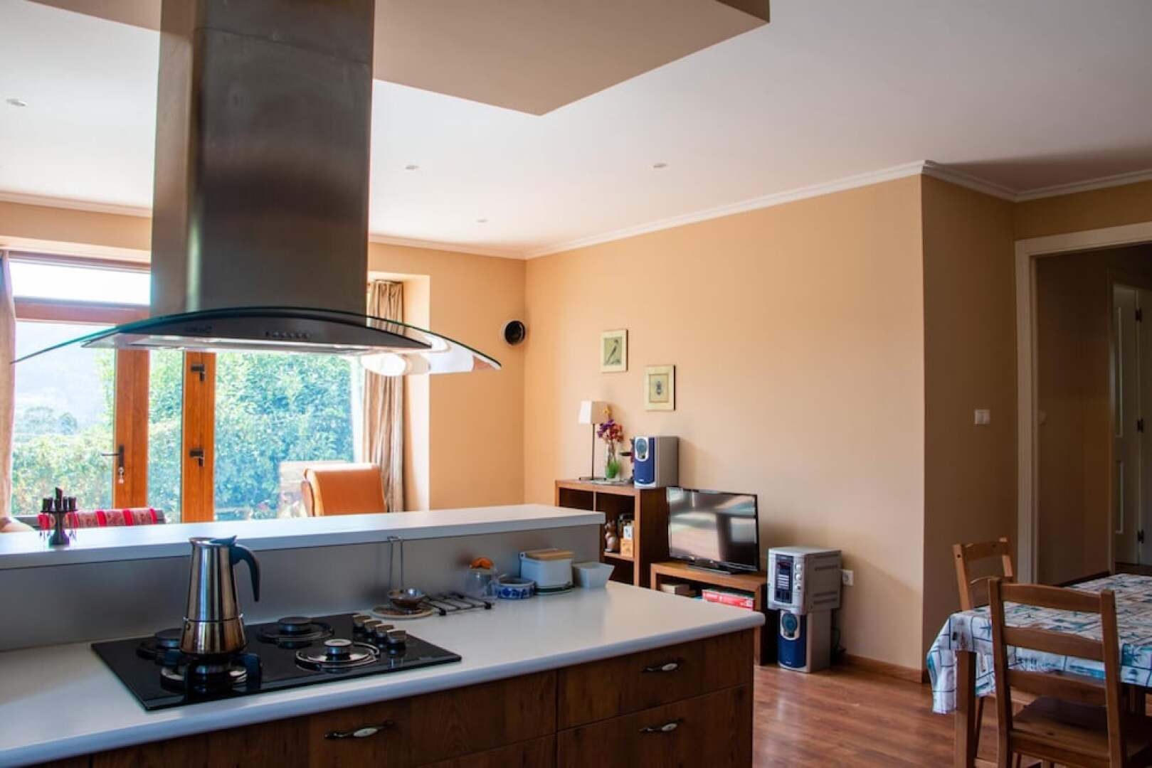 Apartment With 3 Bedrooms in Viveiro, With Wonderful Mountain View, Terrace and Wifi Near the Beach