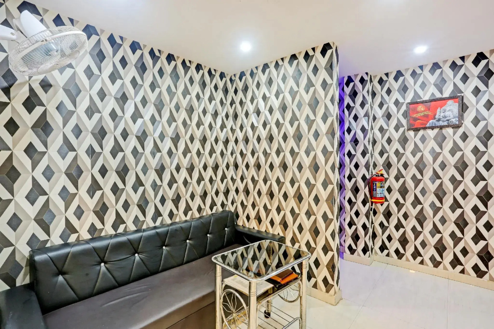 OYO 79851 Hotel Sai Nitya Residency