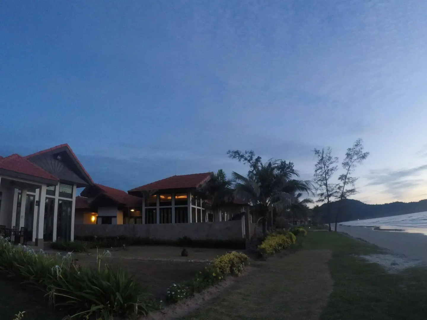 Sabah Beach Villas & Suites