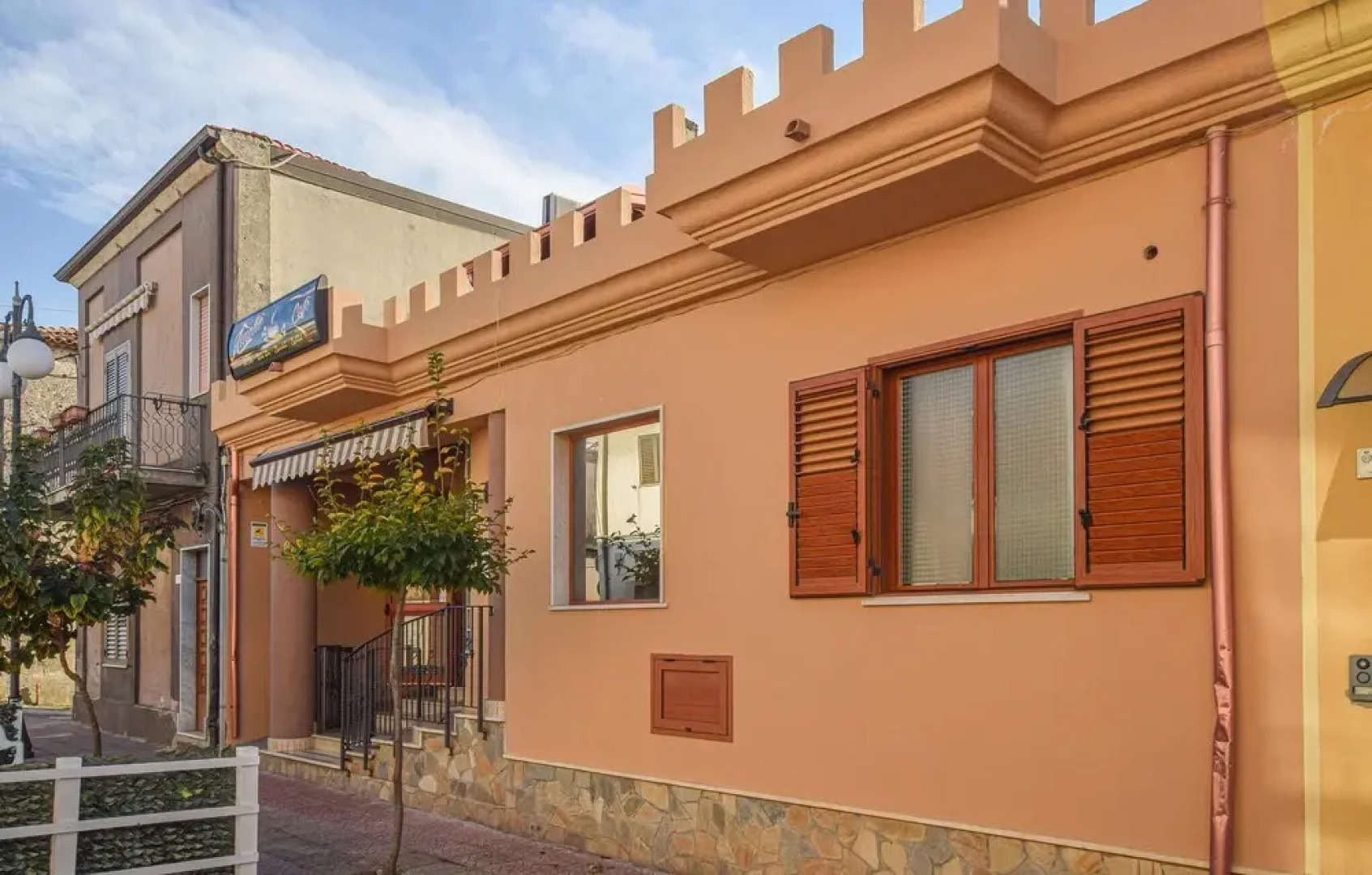 Awesome Apartment in Limbadi With 2 Bedrooms and Wifi