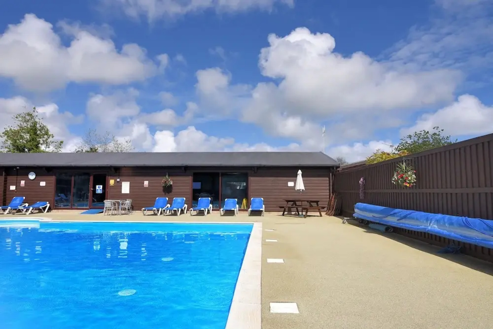 Oakwood 2 @ Pinewood Retreat