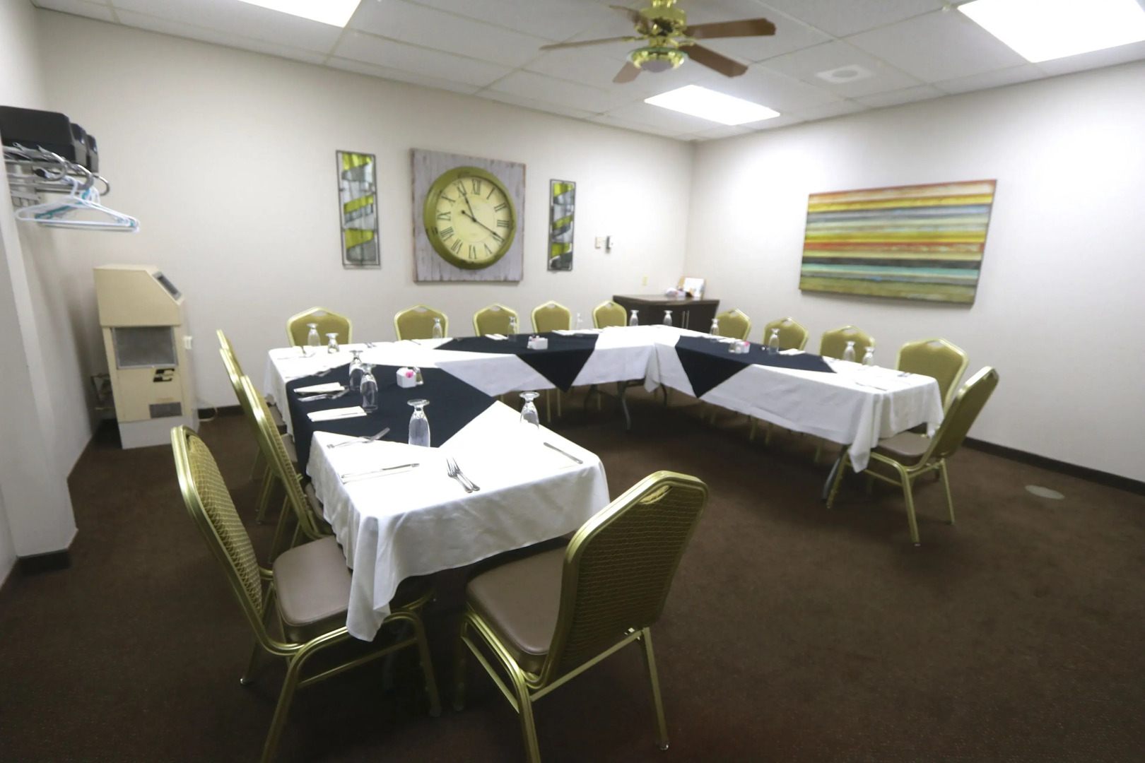 Companion Hotel Motel