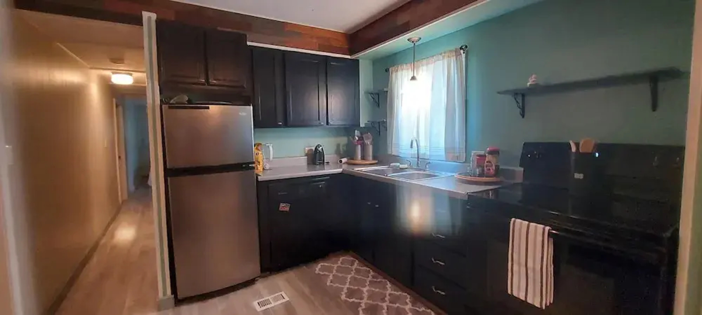 Kozy Cove Cabin - 1 Block to Lake Boat Launch - Covered Boat Parking - Lake Fun