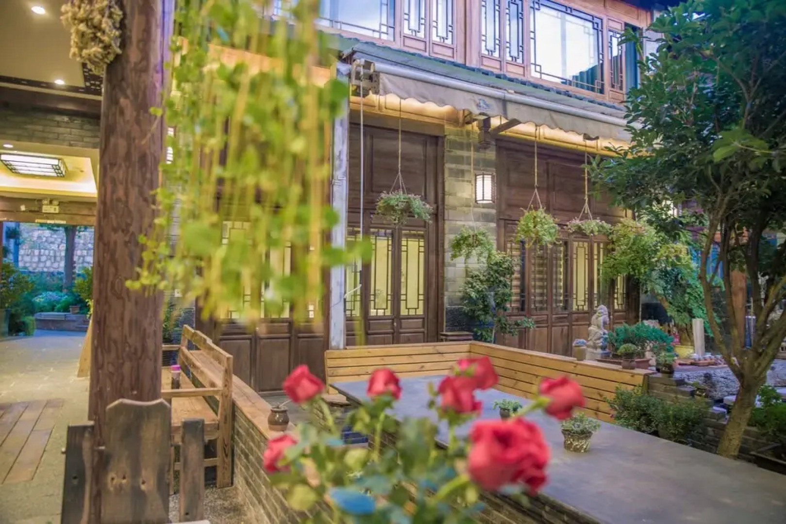 Lijiang Yongli Five Yard