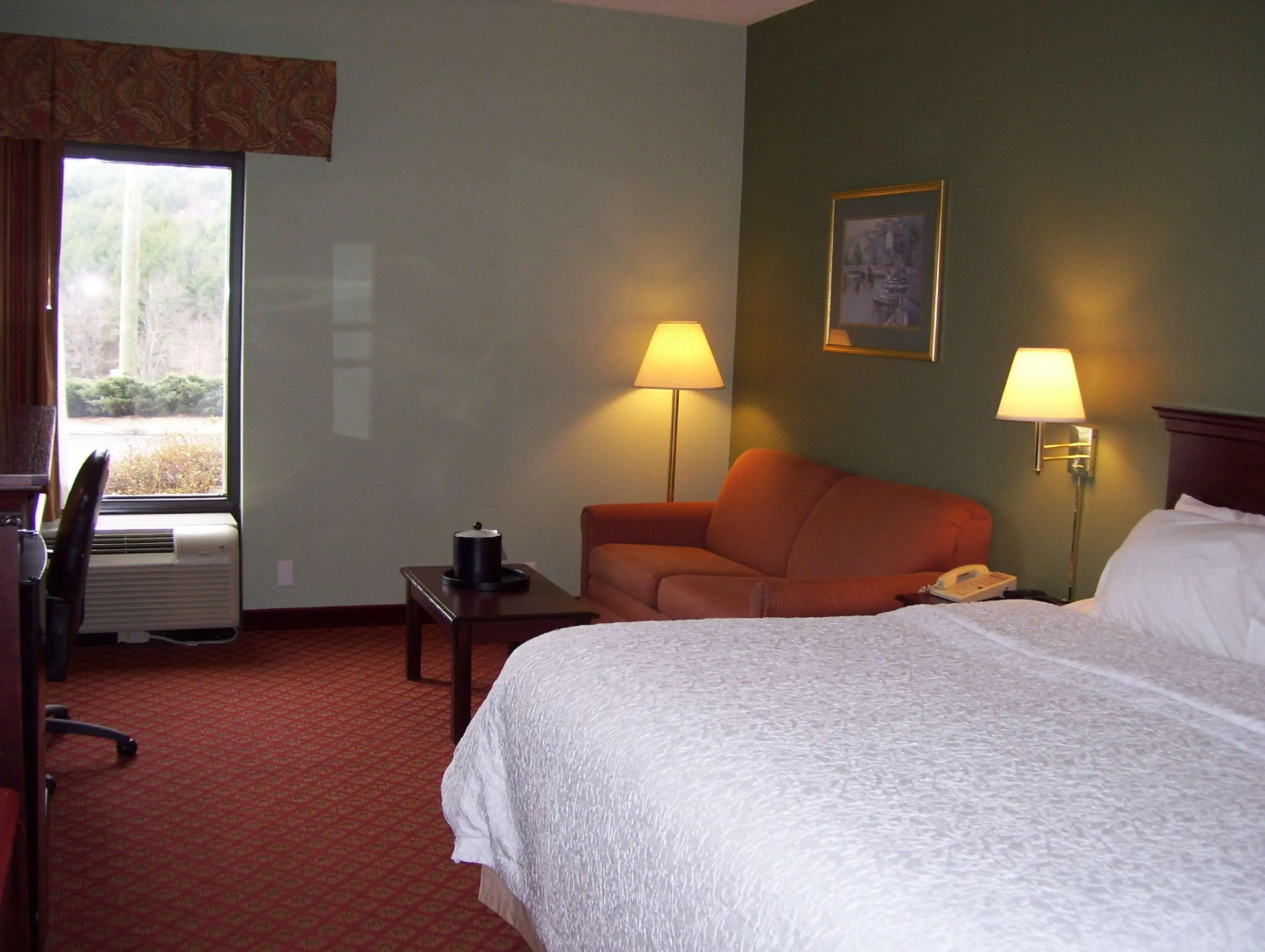Hampton Inn Hillsville