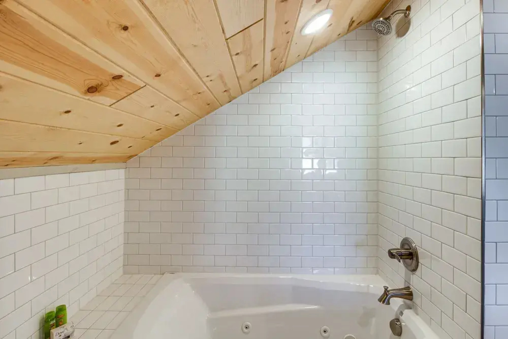 Spacious Detroit Lakes Home: Walk to Downtown!