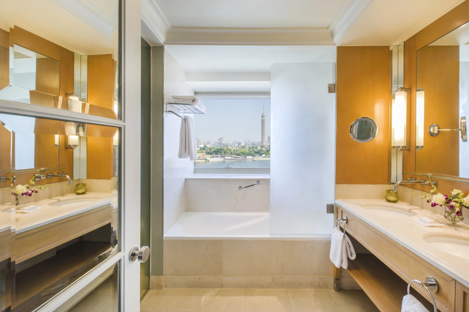 Ночлег и завтрак (B&B) Kempinski Nile Garden City Cairo