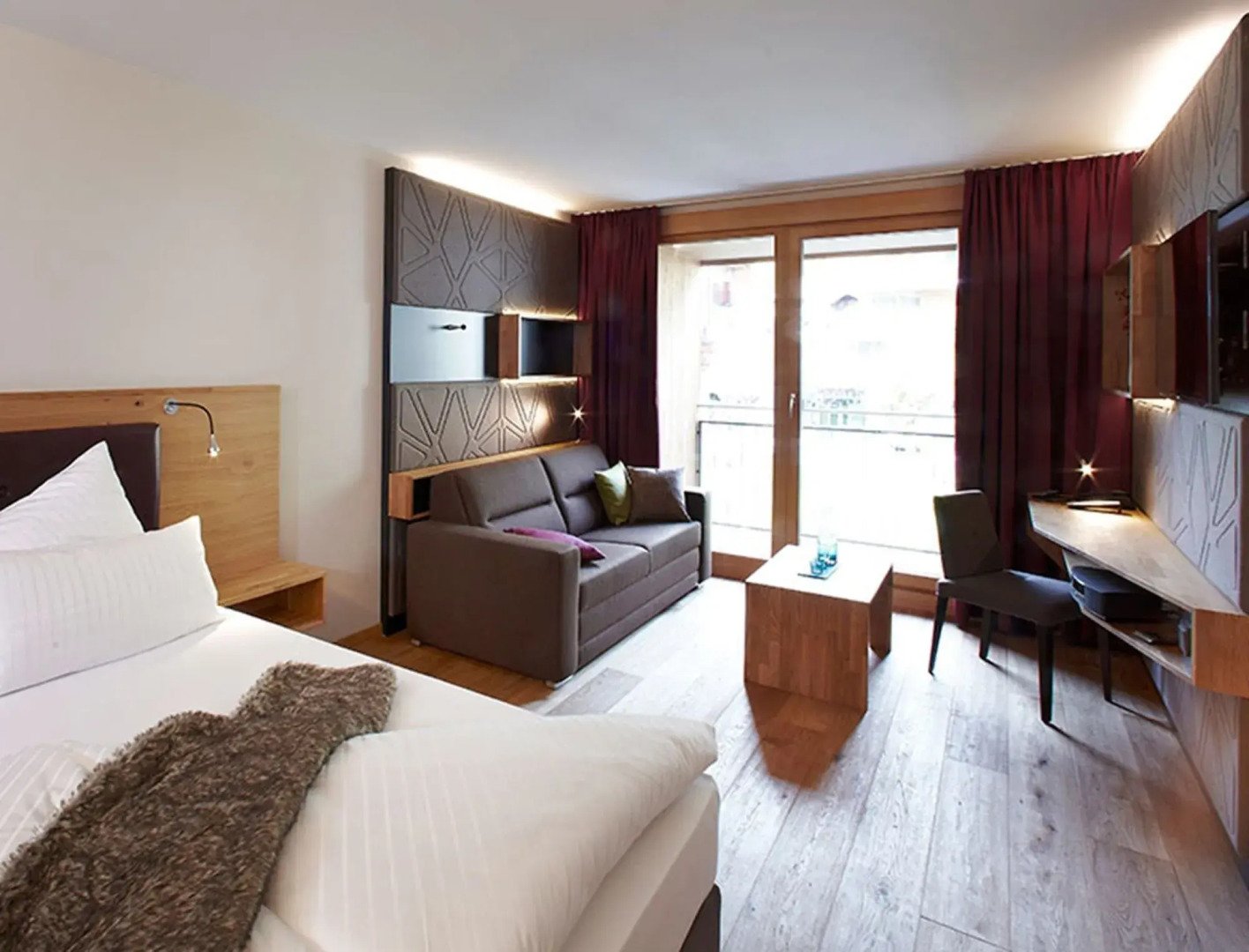 Anthony's Life & Style Hotel