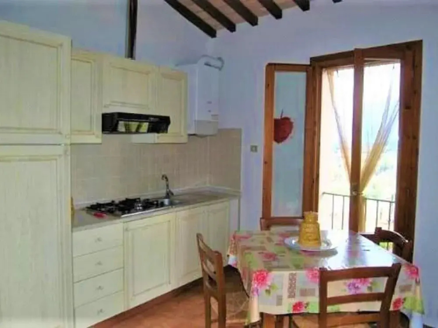 Cozy Apartment in Coiano - Castelfiorentino With Swimming Pool