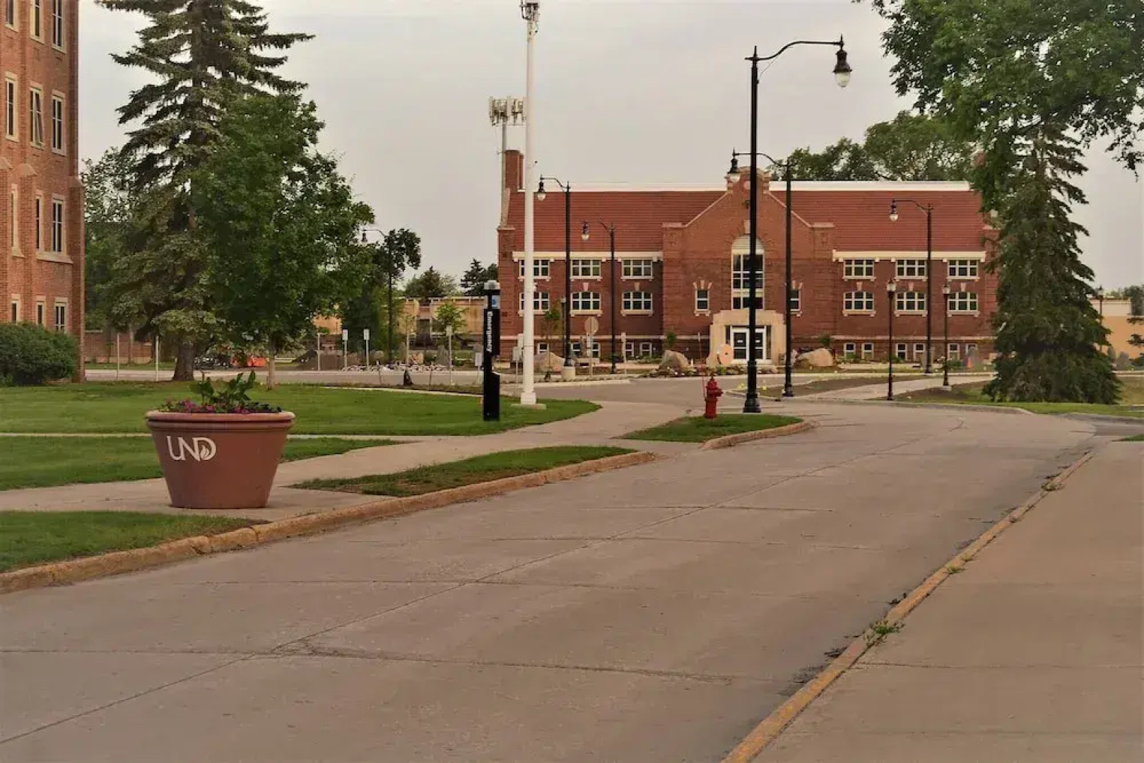 The Gateway - a Beautiful Relaxing Three Bedrooms Apartment