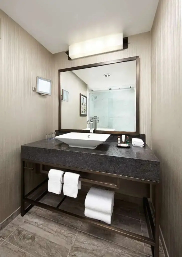 Sheraton Gateway Los Angeles Hotel