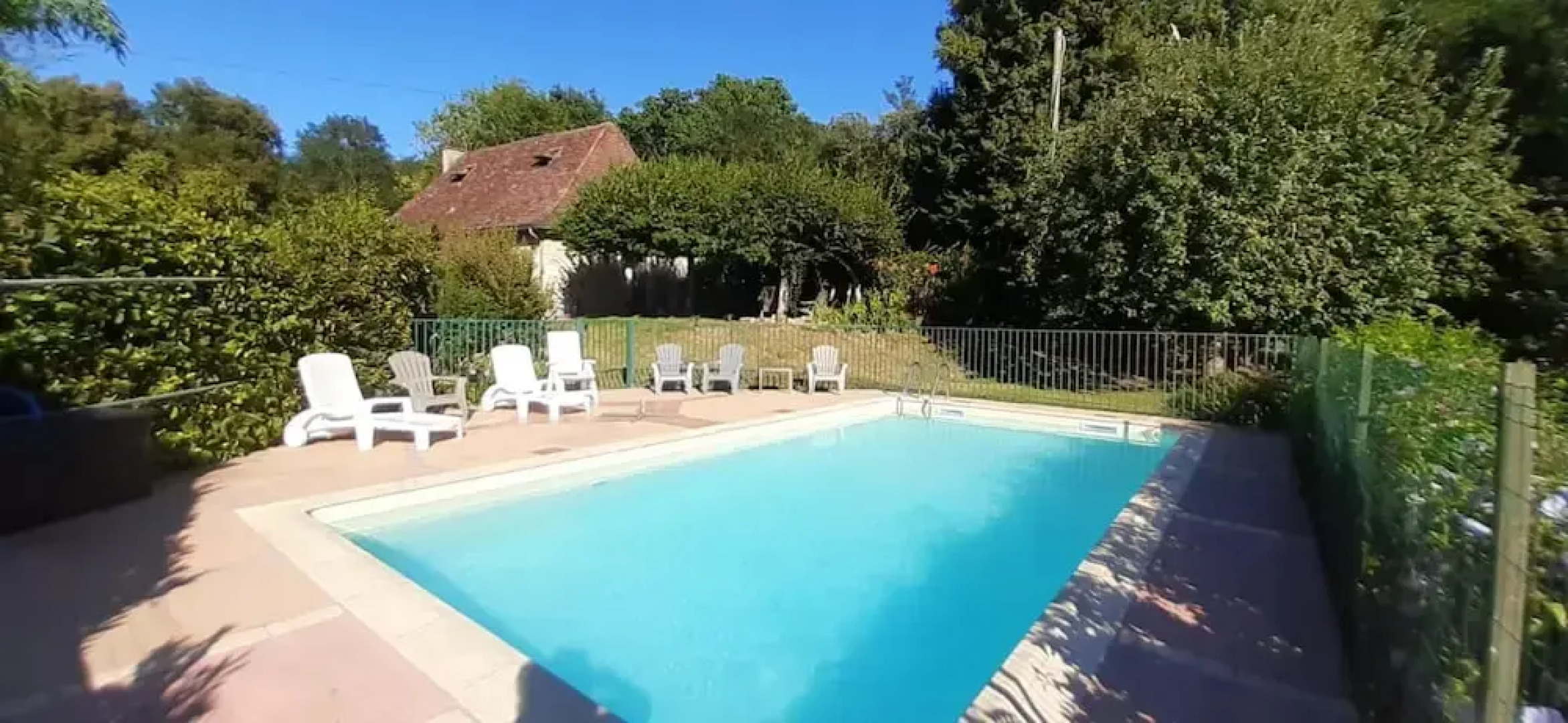 House With 2 Bedrooms in Eyliac, With Private Pool and Enclosed Garden