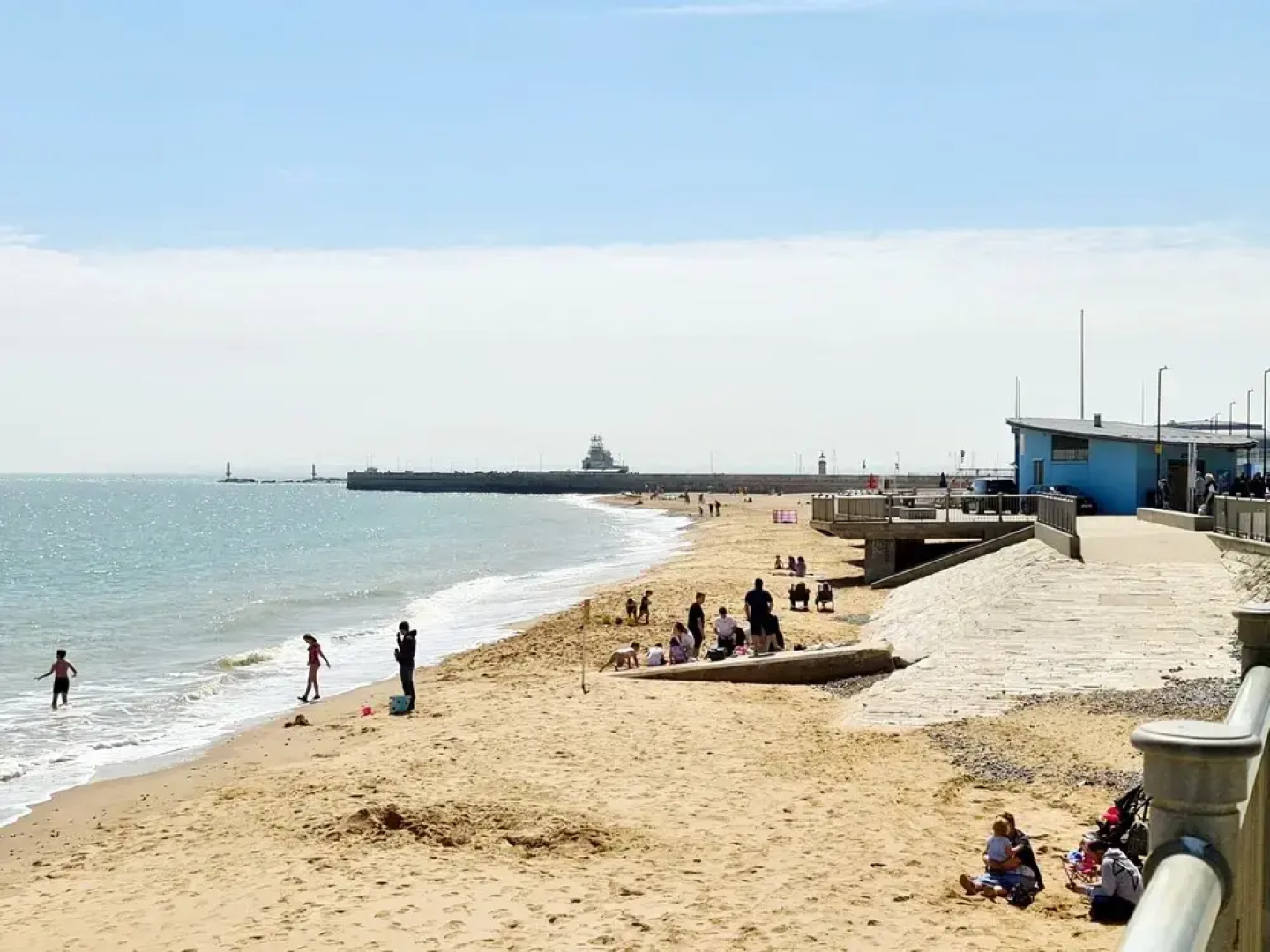 Vitamin Sea - Luxury Beach Apartment - Sleeps 4