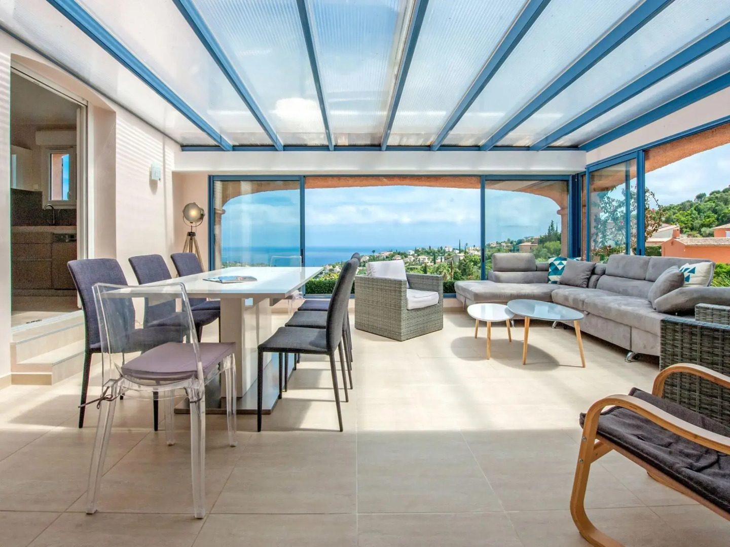 Luxurious Villa in Les Issambres with swimming pool and Sauna