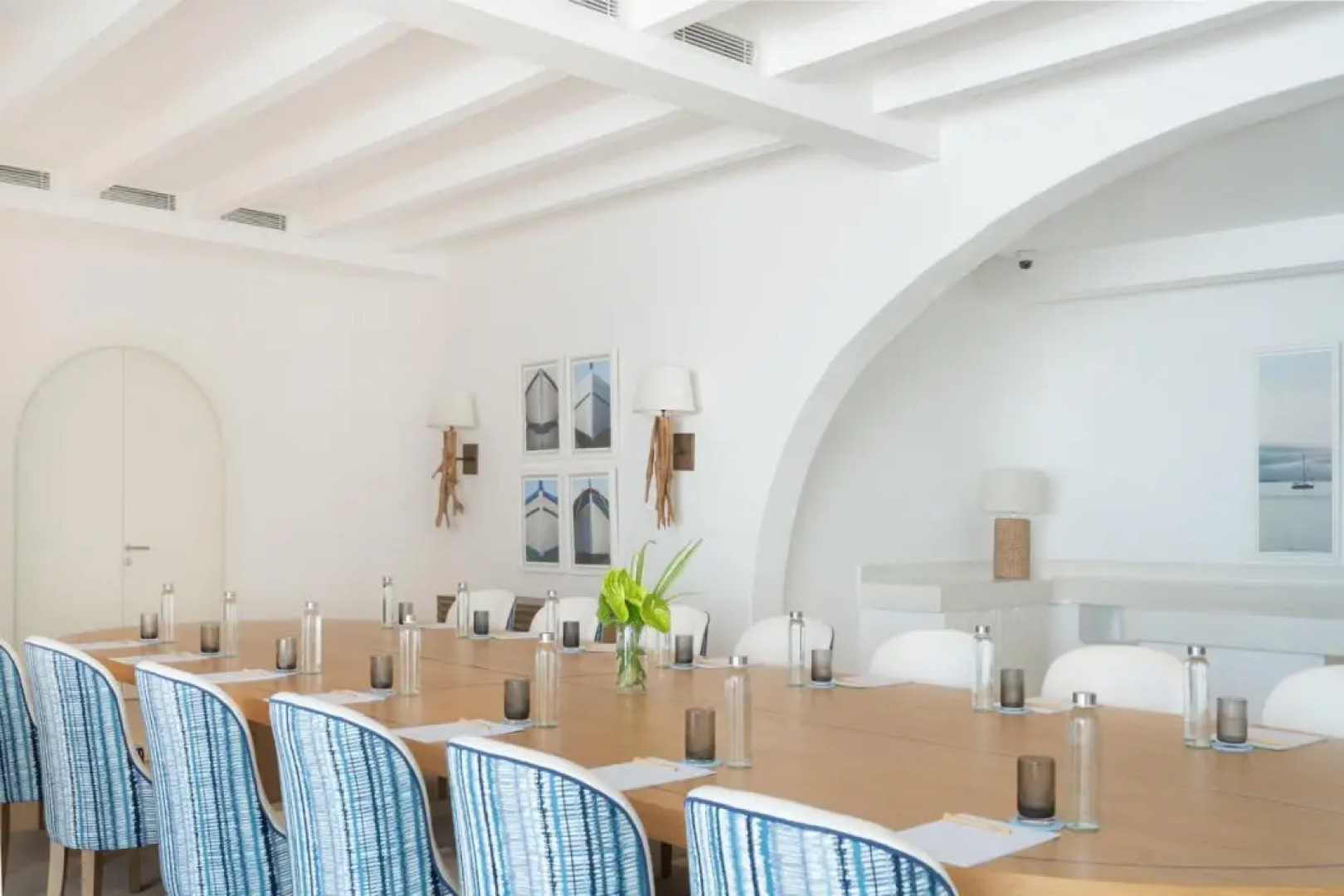 Anantara Santorini Abu Dhabi Retreat - Adults Only