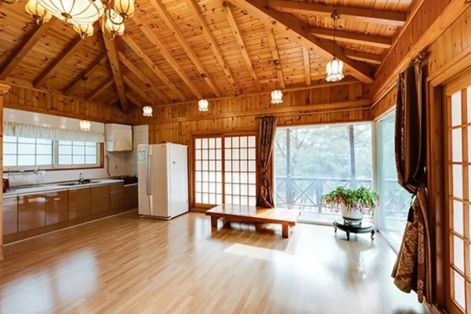 Yangsan Solmaru Pension