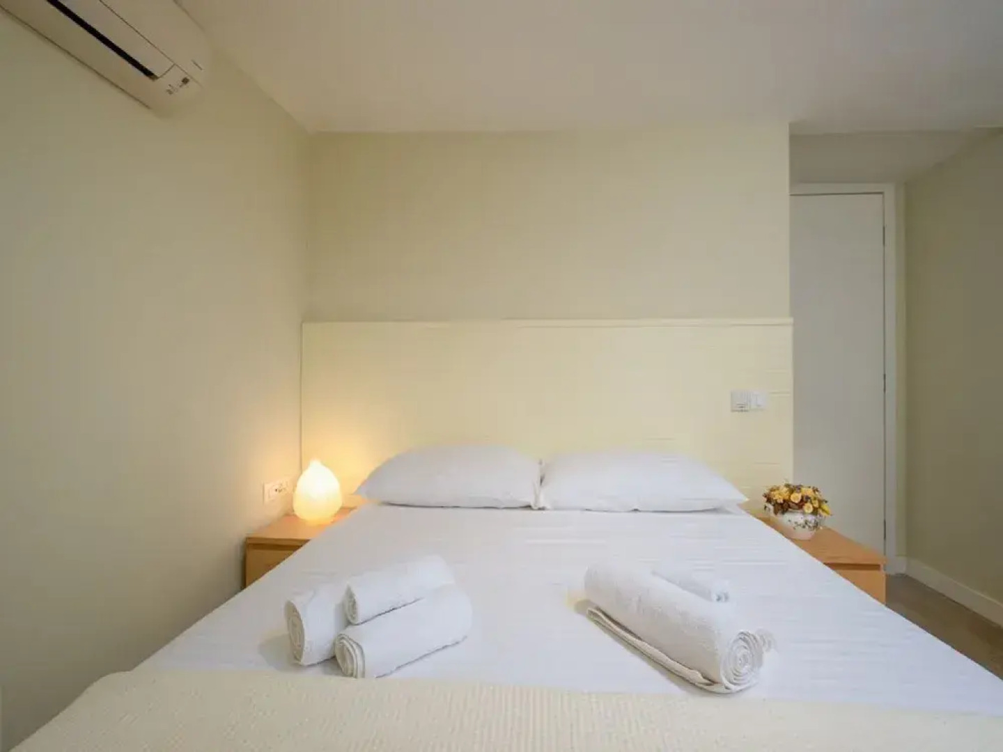 Villa Lola - Four Bedroom Villa With Sea View