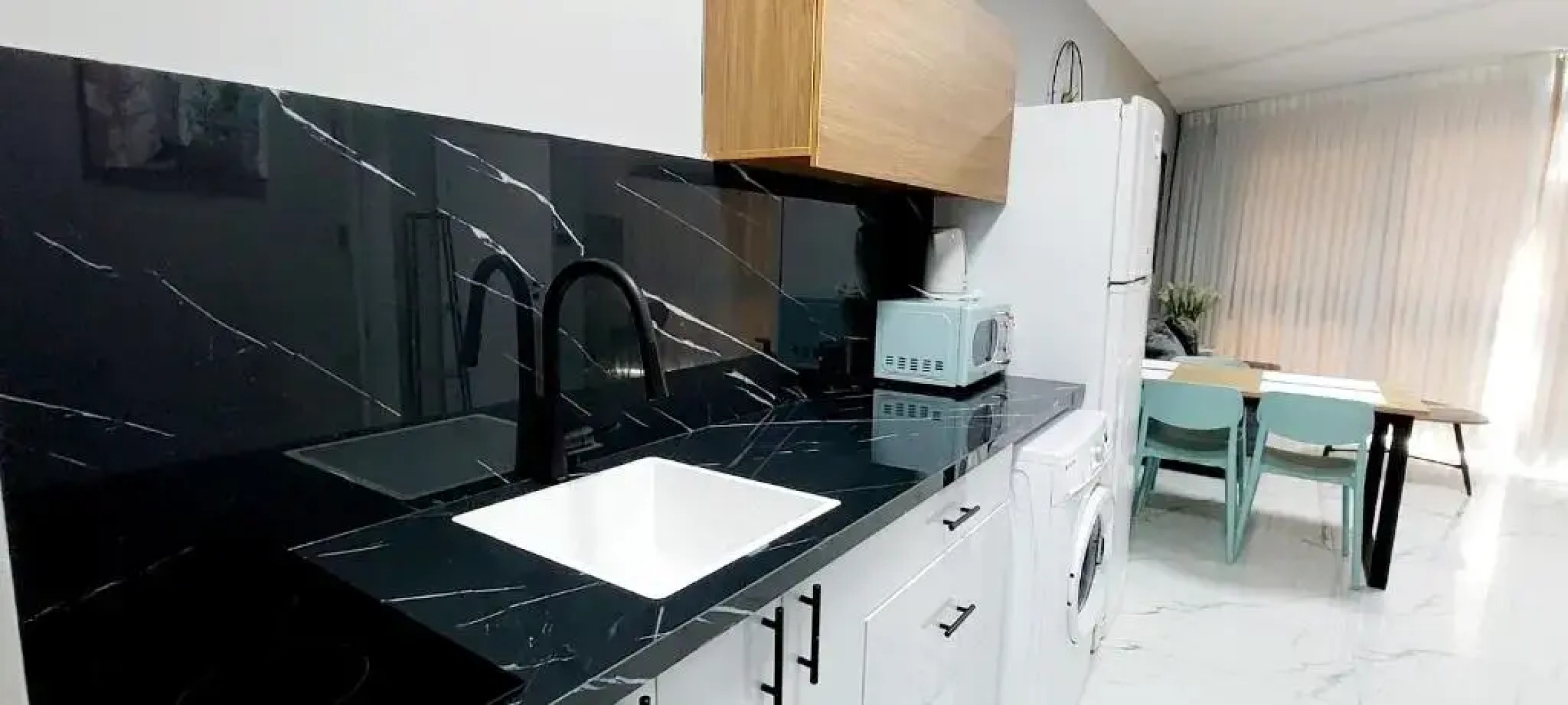 מלון דירות על הים בת ים 39