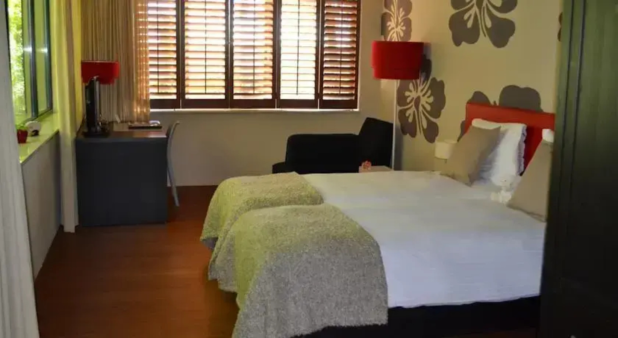 Bed & Breakfast FlowerZzz...