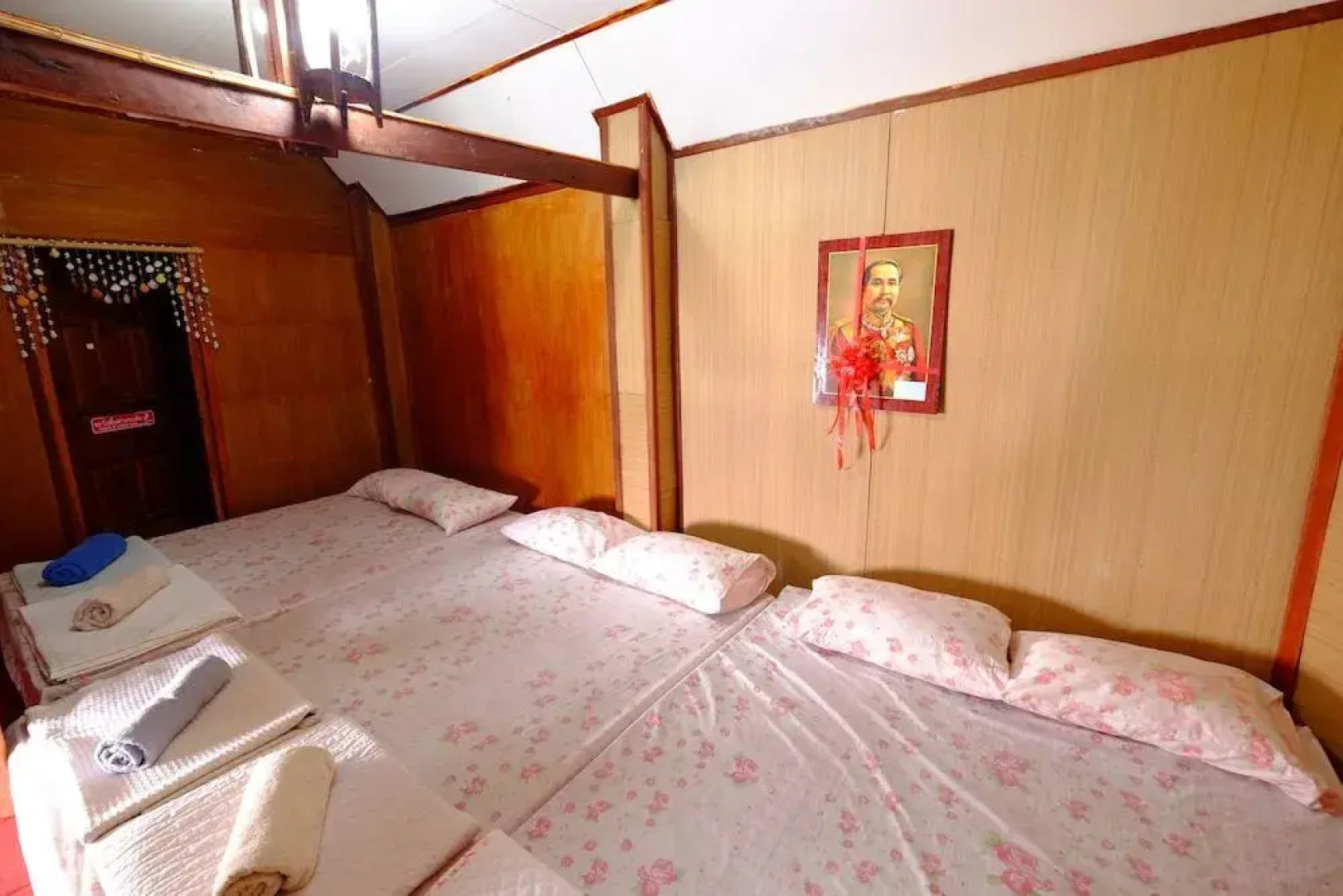 Baanpakrimklong Sukhamon Homestay & Resort