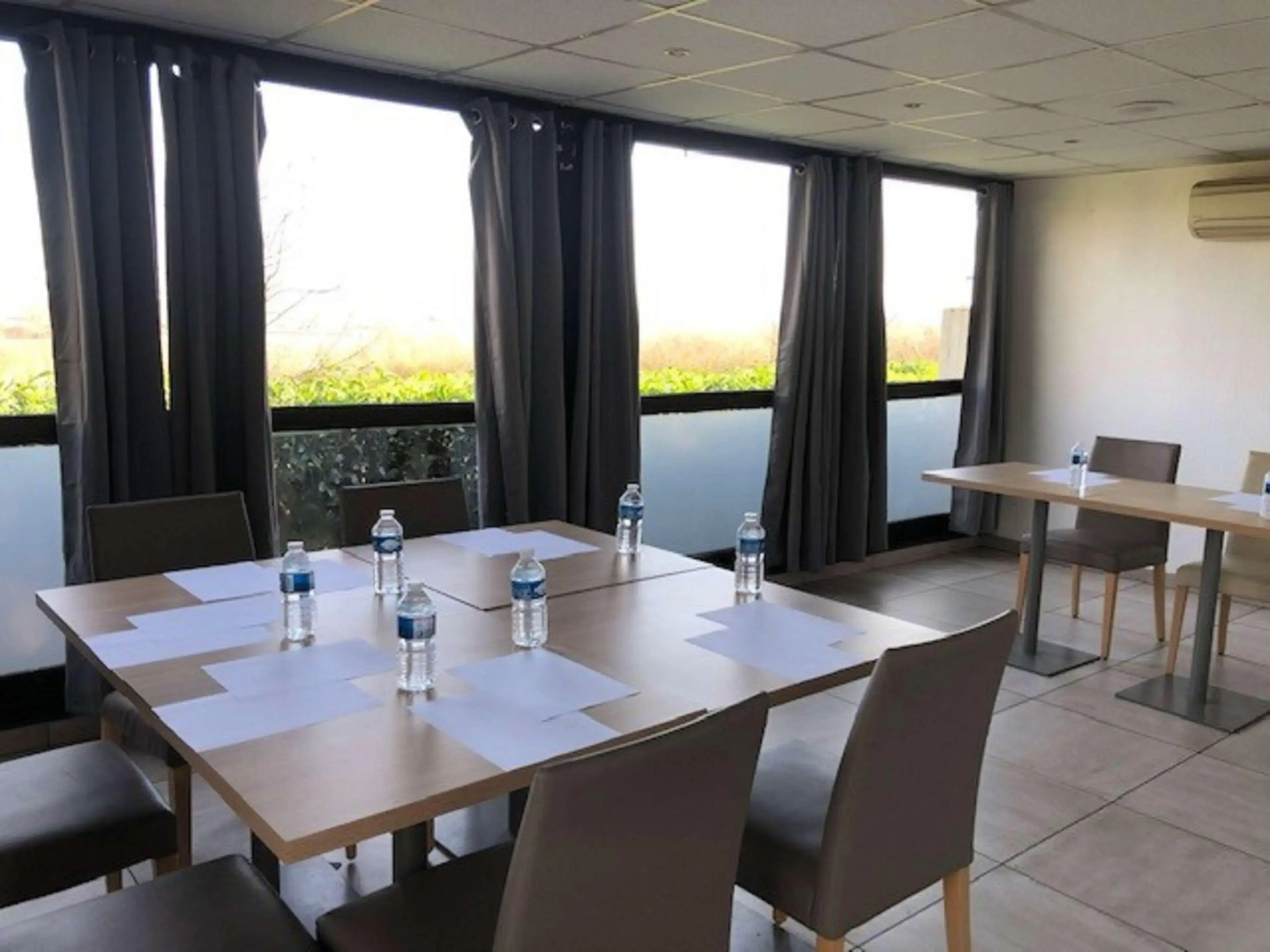 Kyriad PARIS NORD  Ecouen La Croix Verte