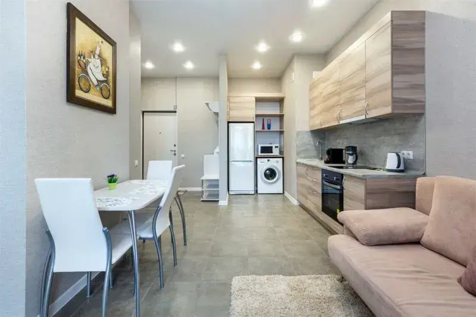 ГОШ Апартаменты на ул. Эрвье, д. 34, к1