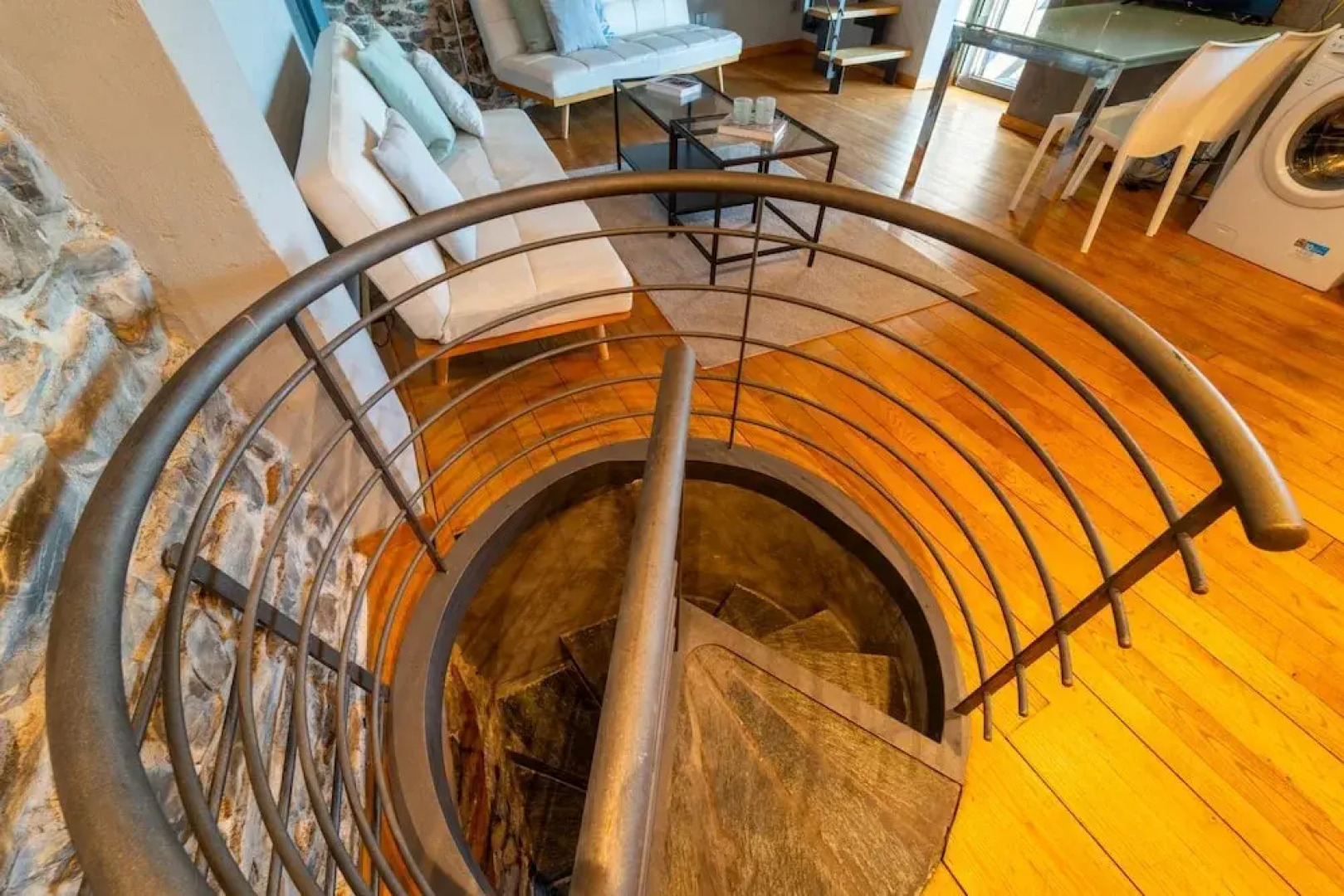 Petra Apartment in Civenna by Wonderful Italy