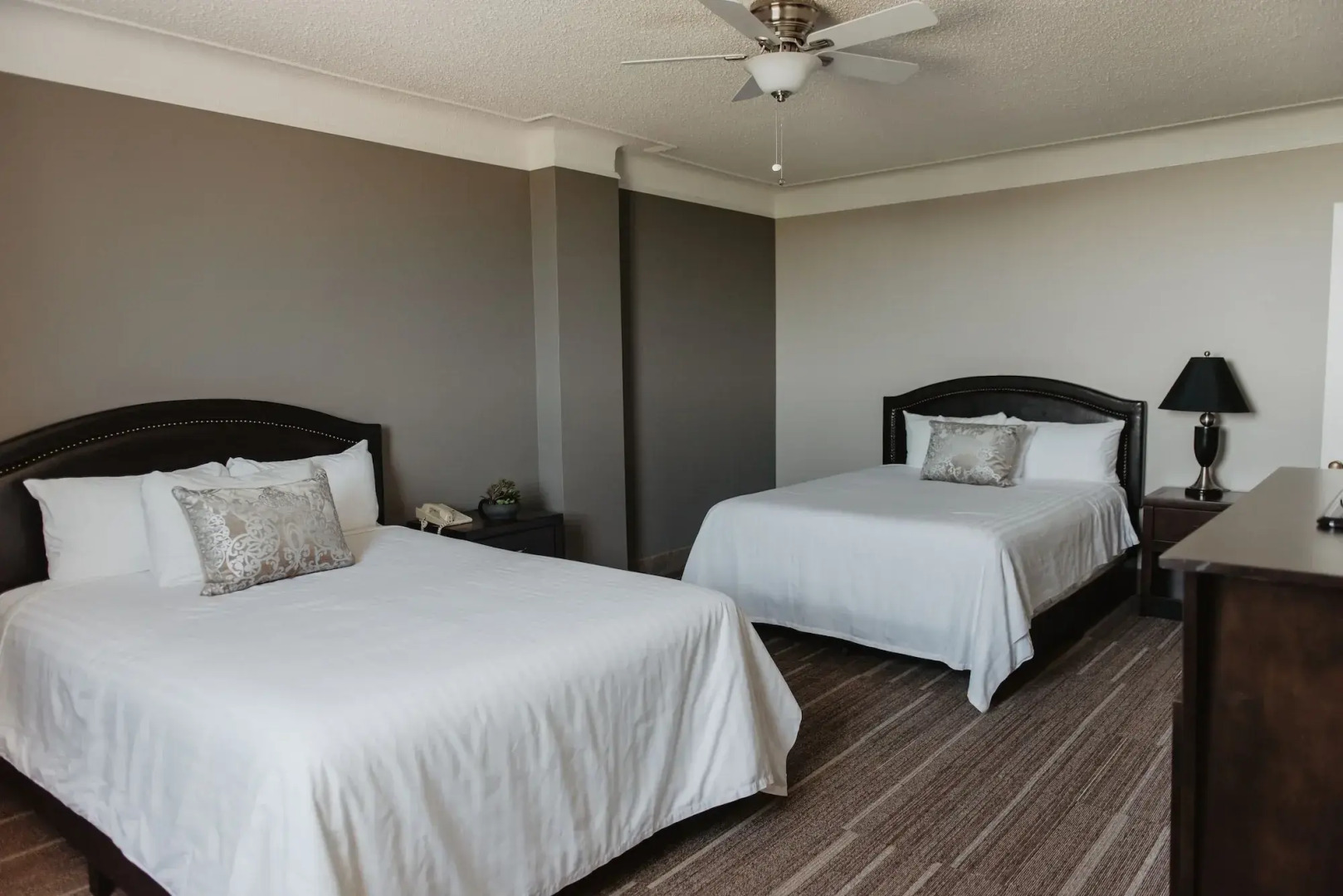 Prince Arthur Waterfront Hotel & Suites