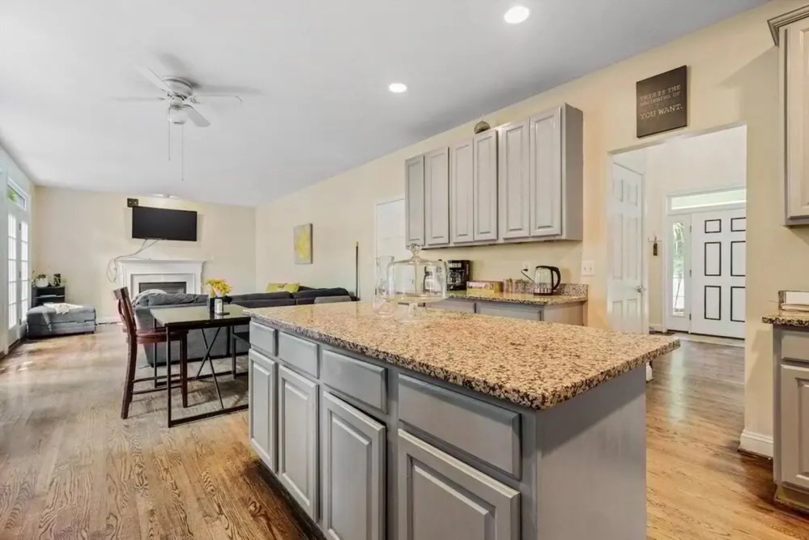 Entire 4 BR in Beloved DC Area Takoma Park