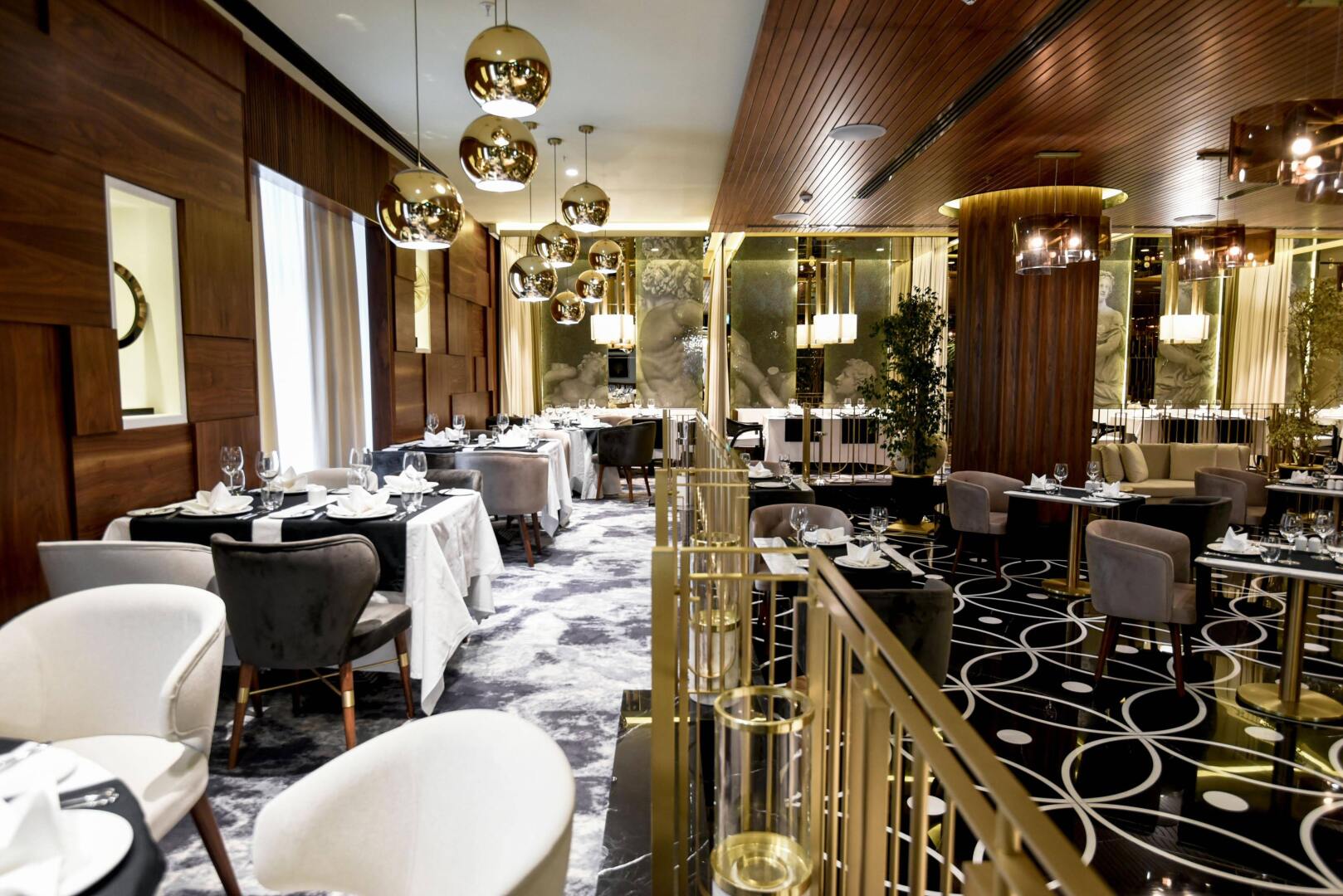 Rocks Hotel & Casino