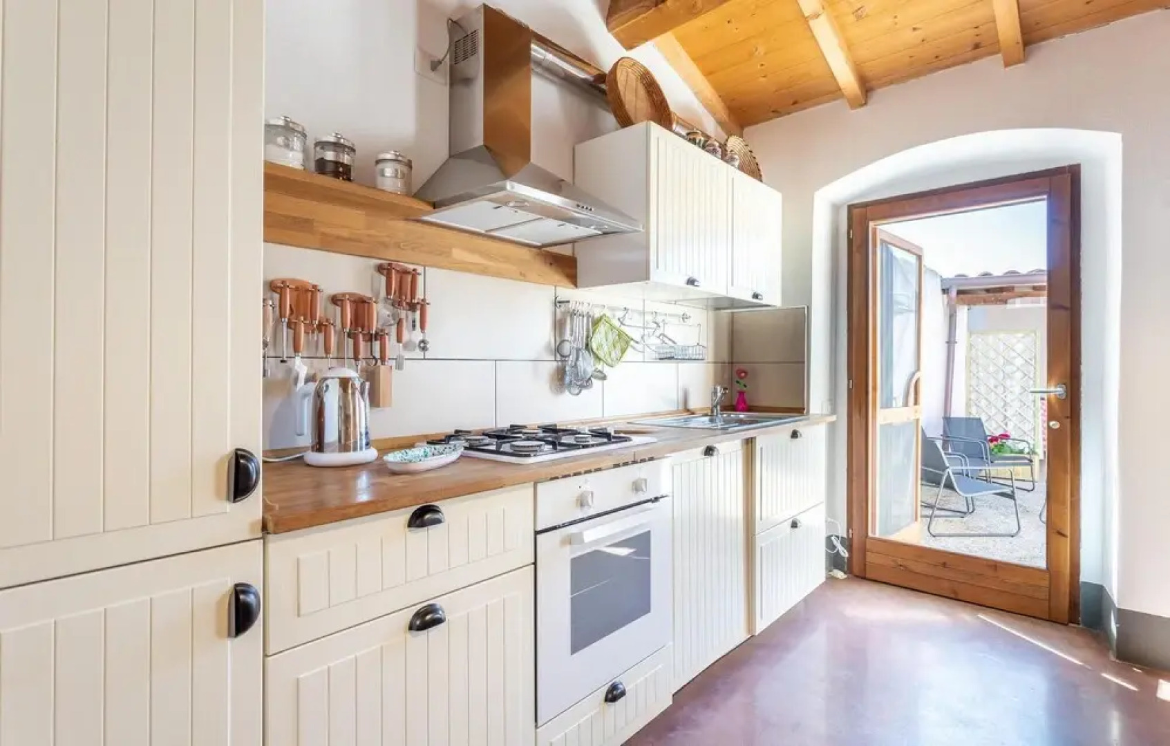 Stunning Home in Milis With Wifi and 3 Bedrooms