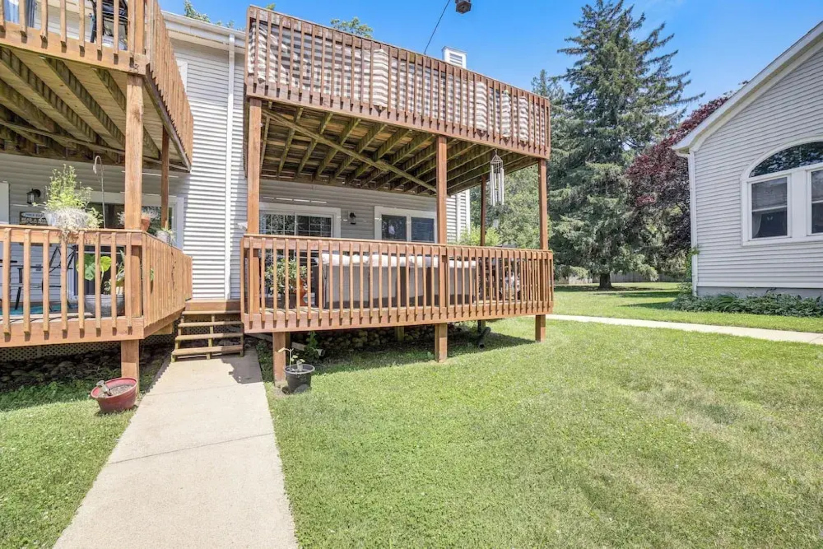 Walk to Lake Michigan - South Haven Condo!