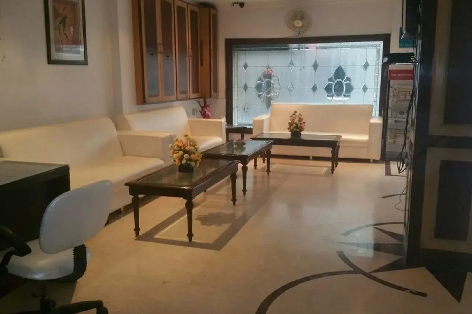 Treebo Paras International