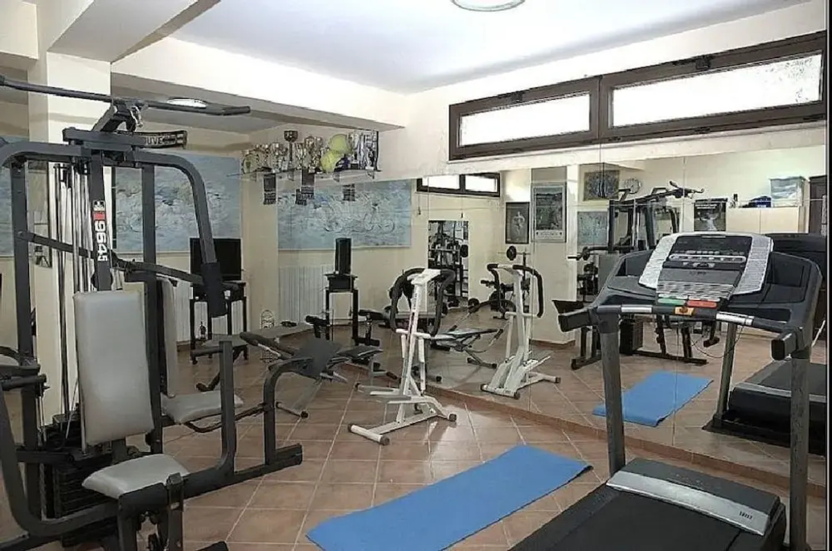 Villa Egadi con Piscina e Campo da Tennis