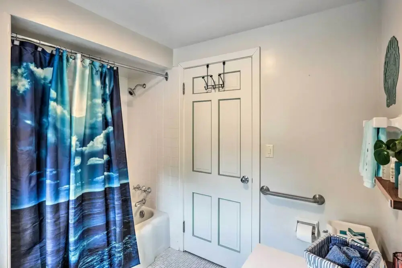 Sheboygan Home w/ Views of Lake & Lighthouse!