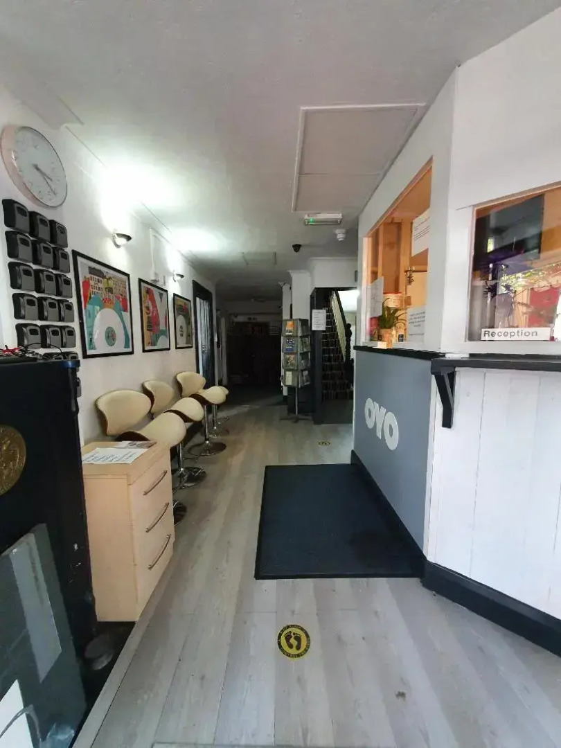 Oyo Devine Beach Hotel, Westcliff Southend-On-Sea