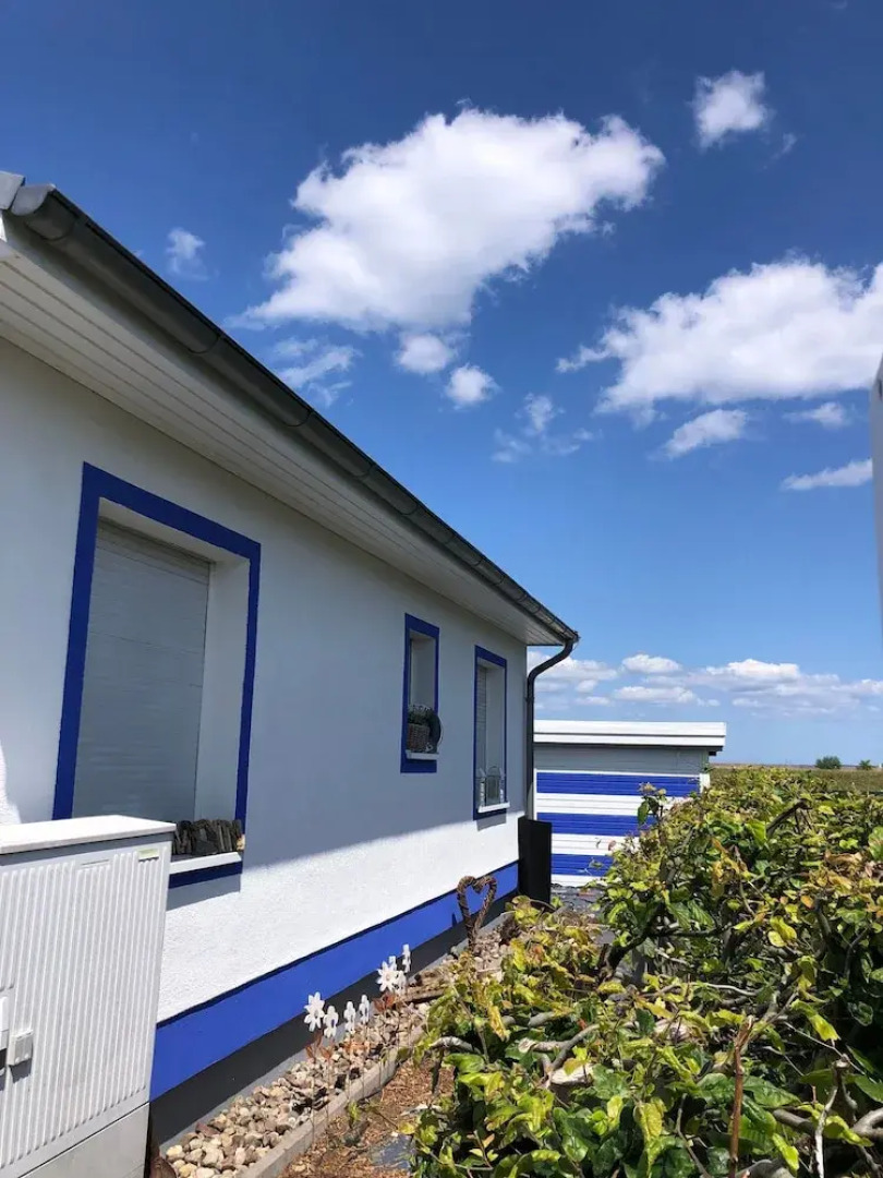 Serene Waterview Retreat 2 Bedrooms in Mönkebude, Germany