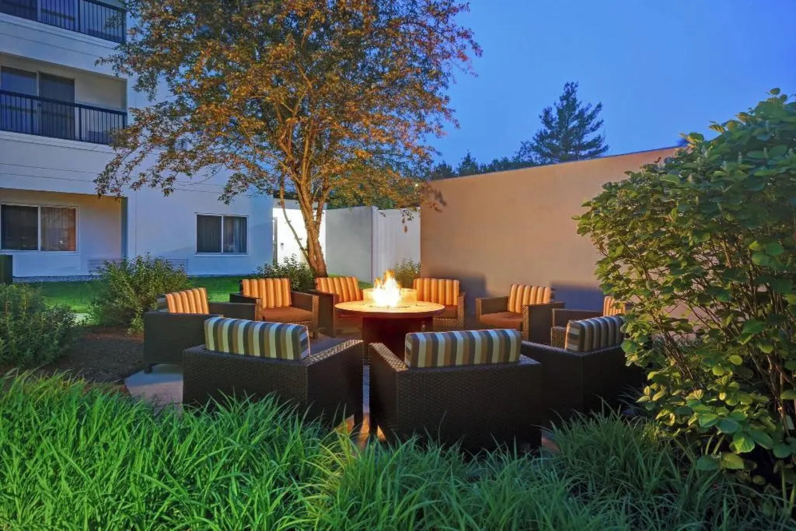 Courtyard Boston Raynham