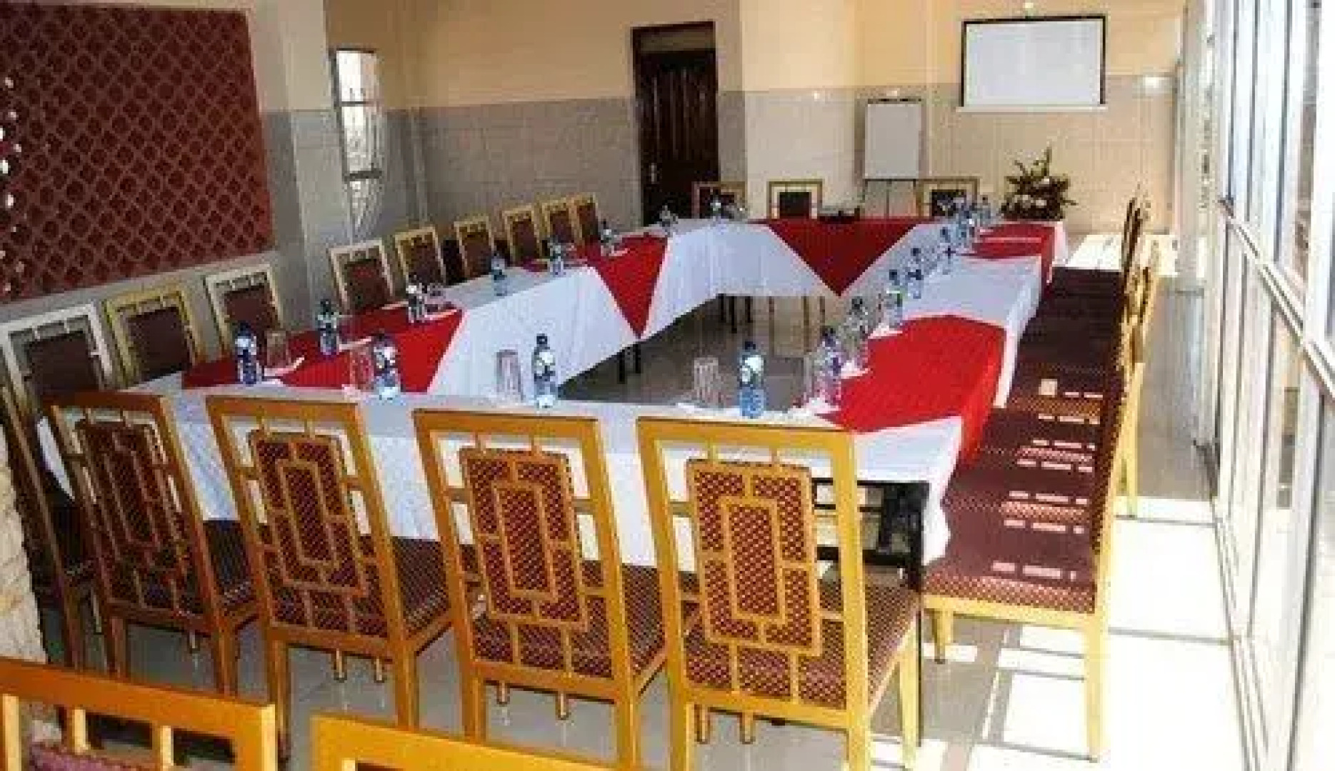 The Great Lakes Hotel LTD.