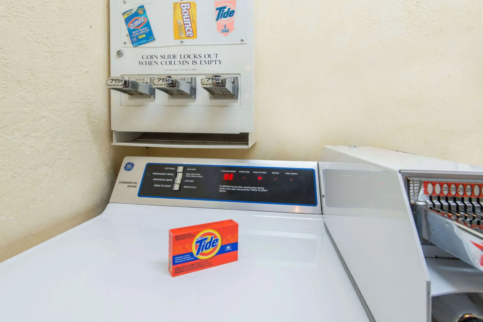 Days Inn by Wyndham Frankfort