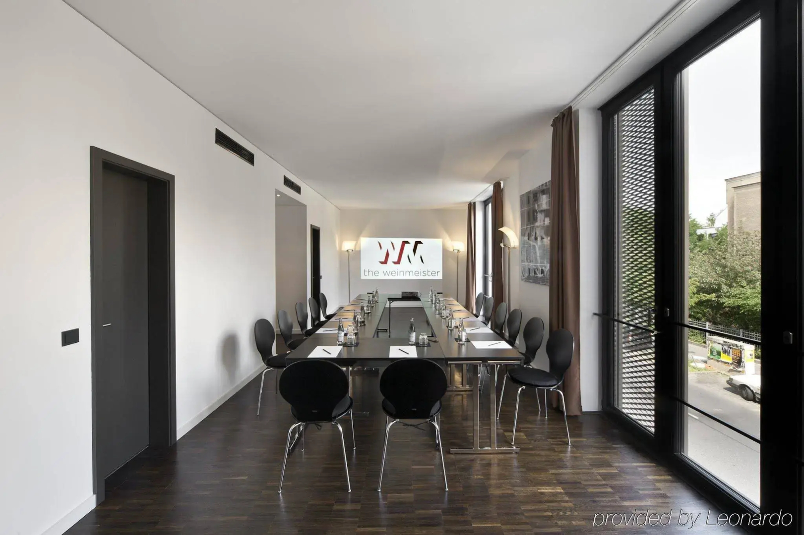 Numa Berlin Weinmeister