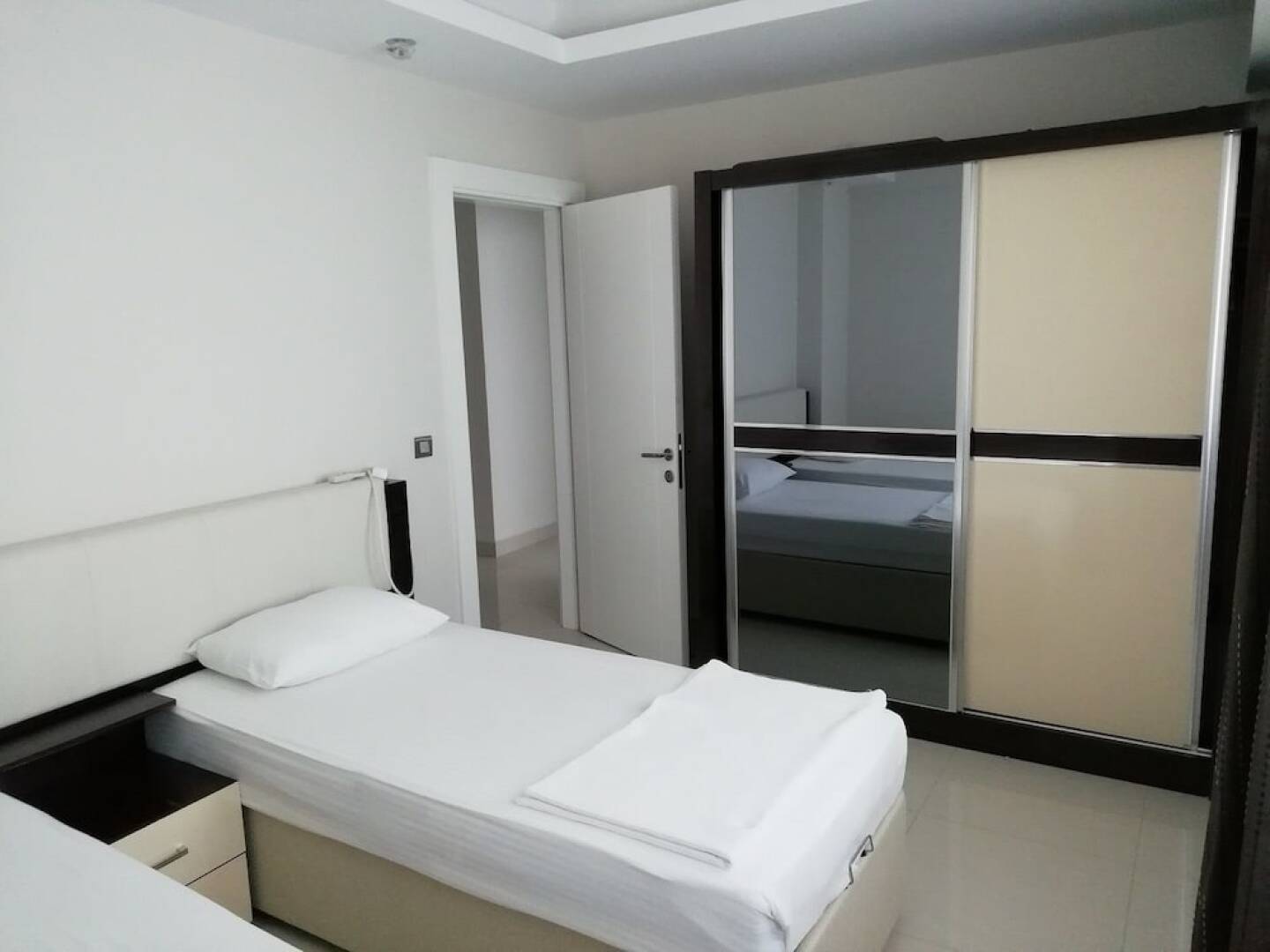 Azura Park Residence